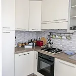 Viale Puccini - Free Gated Parking - 3 Minutes From Center *