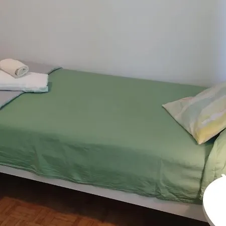 Apartment Viale Puccini - Free Gated Parking - 3 Minutes From Center *