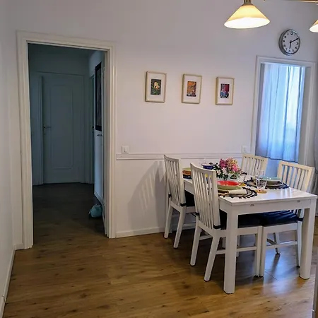 Viale Puccini - Free Gated Parking - 3 Minutes From Center Apartment