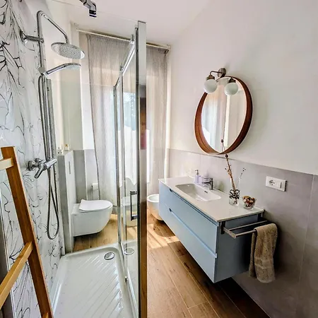 Viale Puccini - Free Gated Parking - 3 Minutes From Center Lucques