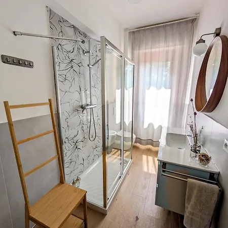 Viale Puccini - Free Gated Parking - 3 Minutes From Center * Lucca